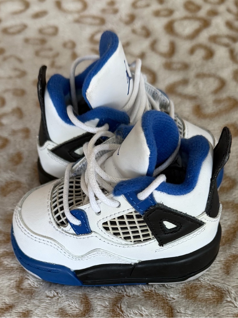 Nike Air Jordan 4 Retro Motorsport
Size: 2C (Toddler Baby’s) - Picture 6 of 10